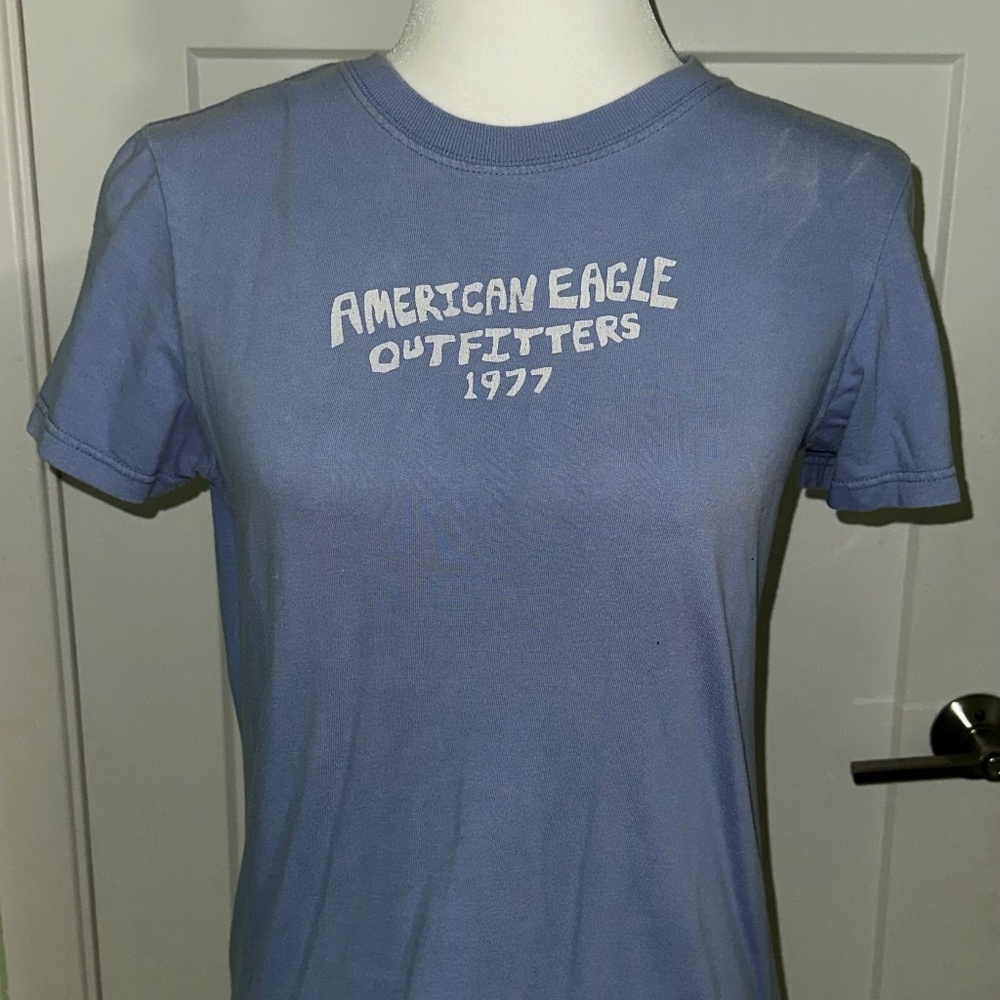 *VINTAGE/GENTLY WORN/GENUINE Y2K* American Eagle Outfitters Small Tee